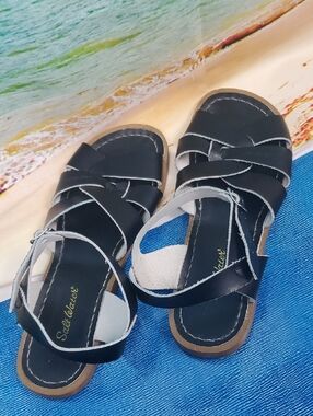 Salt Water Sandals by Hoy Black Strappy Leather Sandals sz 10 (hoyway sz 8)
